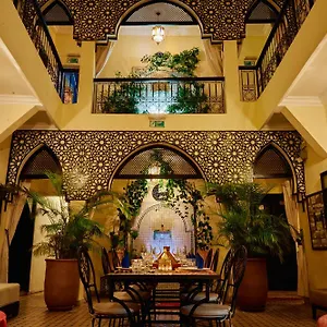 https://riad-dar-la-rose.marrakeshhotelsmorocco.com